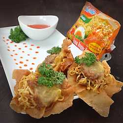 PANGSIT TRIPPLE CHEESE INDOMIE